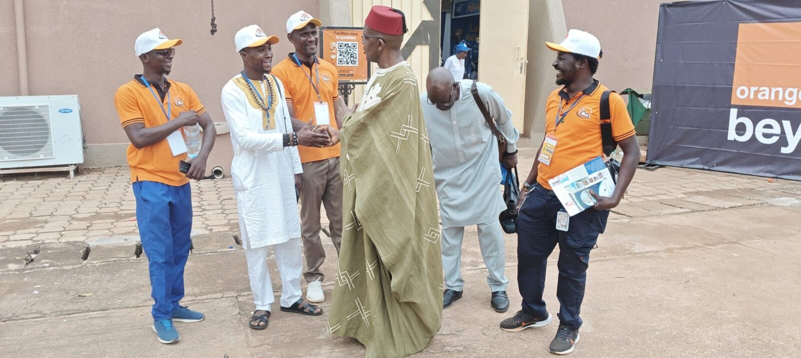 Participants au salon de Ouagadougou autour de la promotion du tourisme en Afrique de l'Ouest